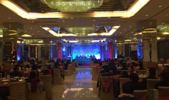 365在线登录入口2015年度表彰大会暨2015年年会完美落幕